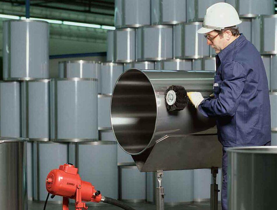 不锈钢表面处理技巧之拉丝、抛光、精磨不锈钢-中山铭偌-钣金加工珠海机箱机柜设备外壳激光切割星空官方入口