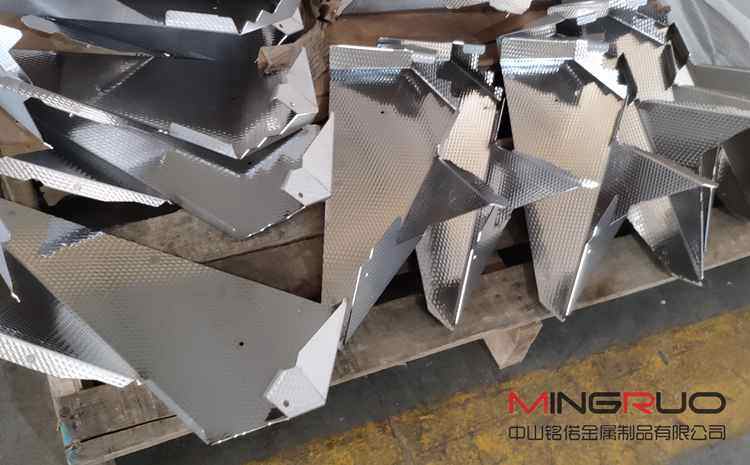 钣金加工厂计算钣金产品制造成本的四个步骤-钣金加工珠海机箱机柜设备外壳激光切割星空官方入口