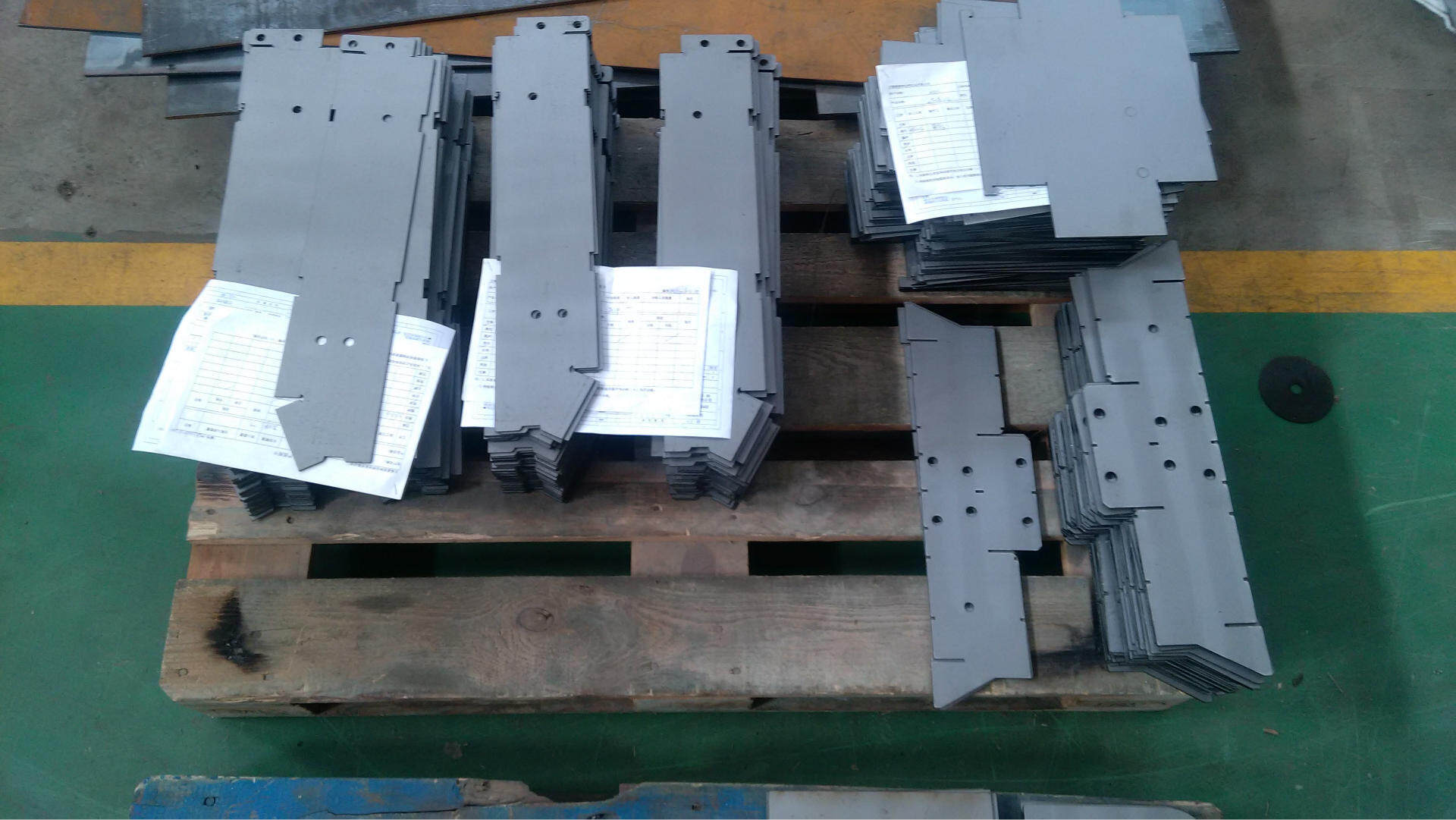 钣金加工中判断钣金激光加工的质量-钣金加工珠海机箱机柜设备外壳激光切割星空官方入口 钣金加工中判断钣金激光加工的质量-钣金加工珠海机箱机柜设备外壳激光切割星空官方入口