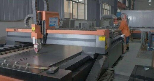 钣金加工激光切割精度除了设备本身还有哪些其他因素？-钣金加工珠海机箱机柜设备外壳激光切割星空官方入口